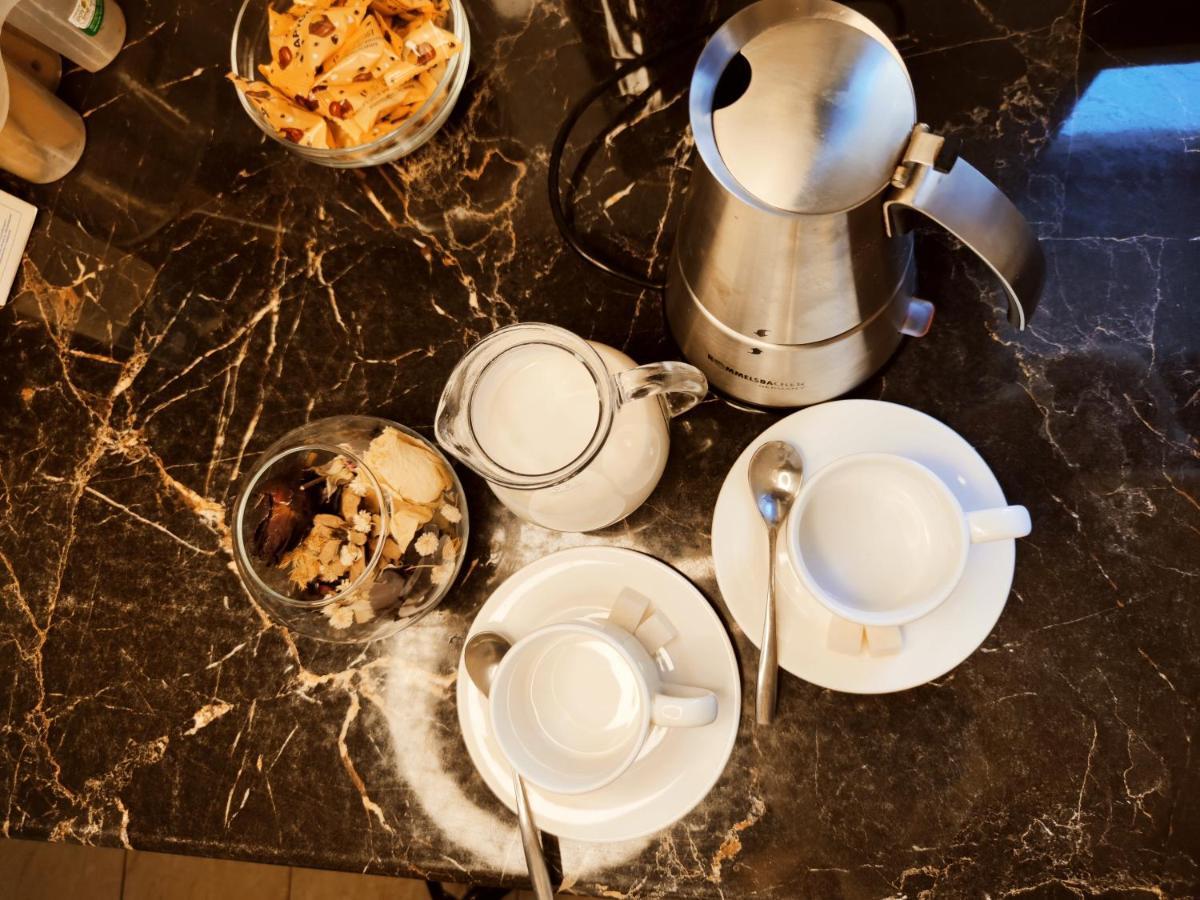 Silkroad Guesthouse Biskek Kültér fotó