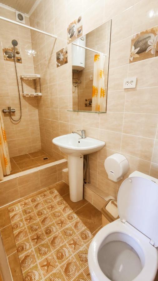 Silkroad Guesthouse Biskek Kültér fotó