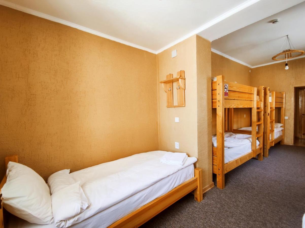 Silkroad Guesthouse Biskek Kültér fotó