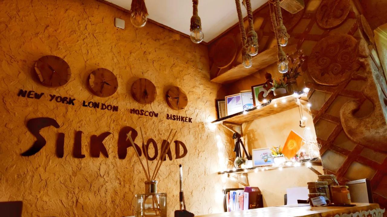 Silkroad Guesthouse Biskek Kültér fotó